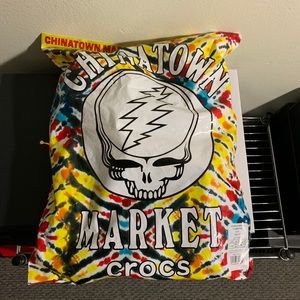 Chinatown Market/Grateful Dead Crocs M6/W8